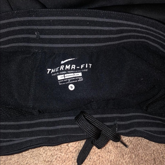 nike sweatpants - Picture 2 of 2